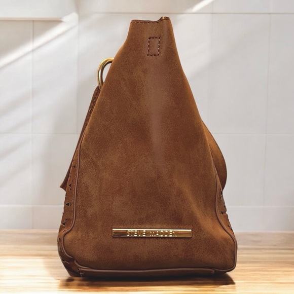 Steve Madden medium leather bag ‼️must bundle no discount‼️ - Picture 4 of 16